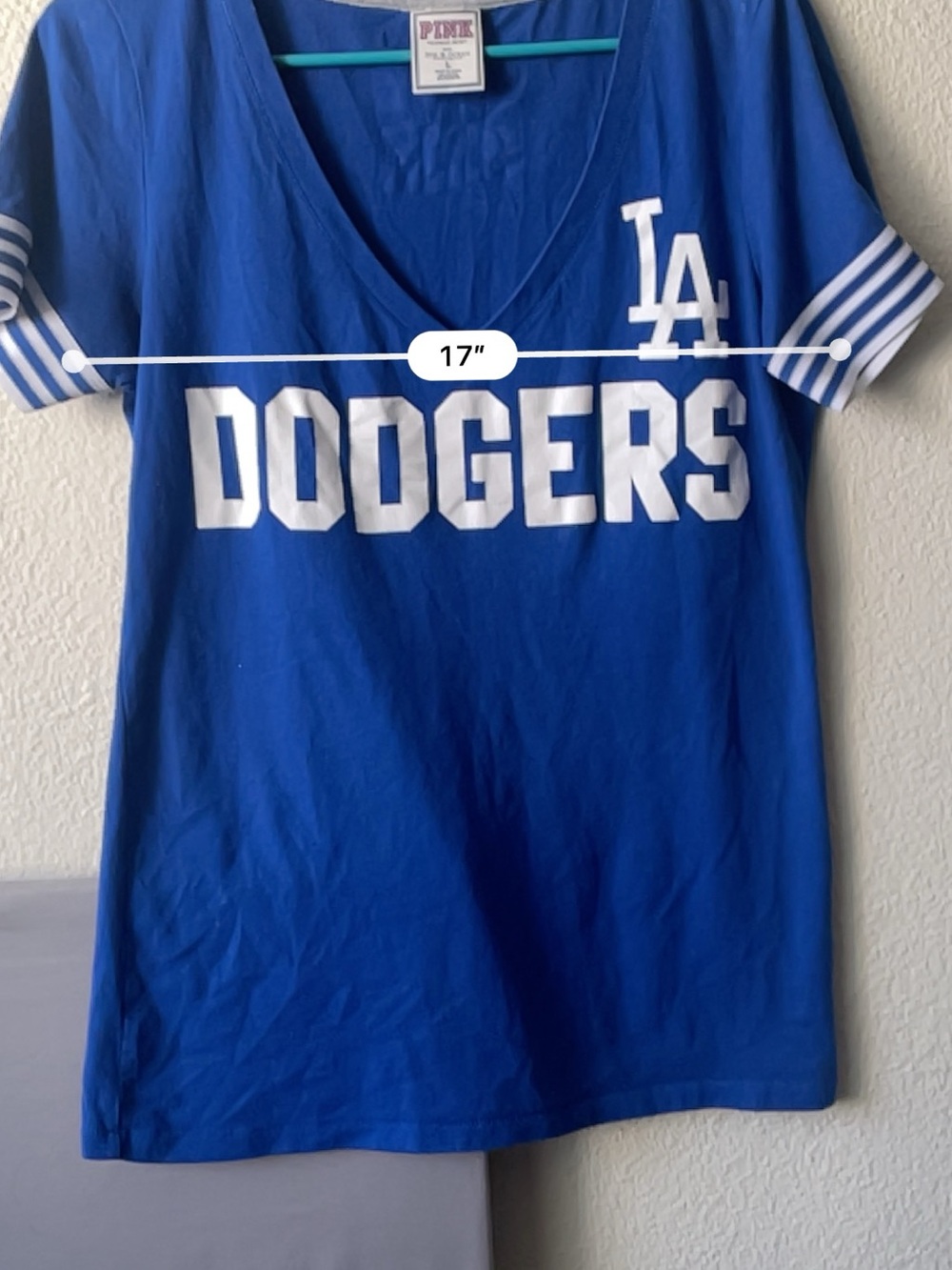 Victoria's Secret PINK Los Angeles Dodgers Blue & White V-Neck Tee - Picture 6 of 9